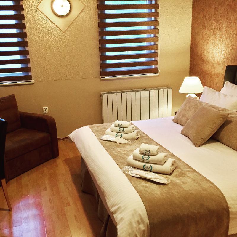 Hotel Istanbul Golden Horn Sarajevo Bagian luar foto
